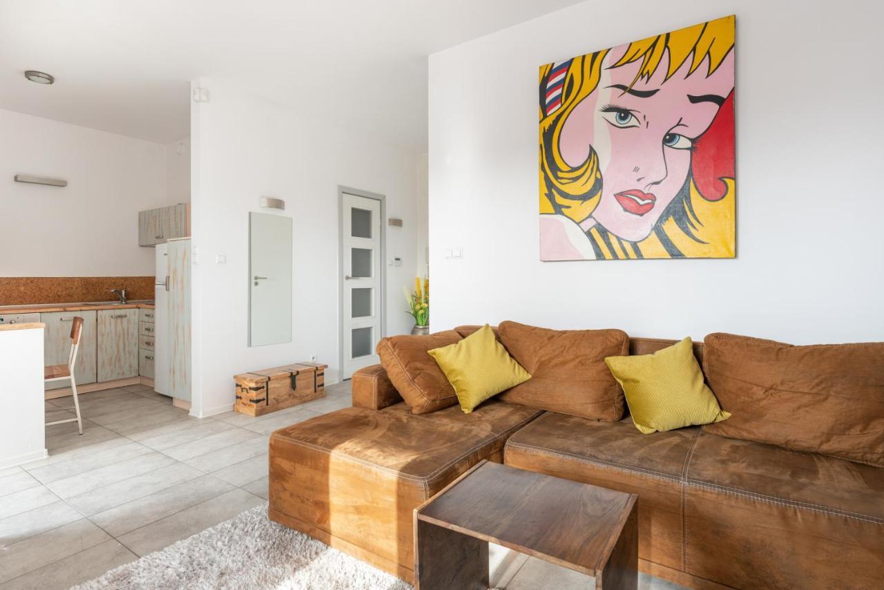 Superapart Wilanowska Apt 20 "Pet-Friendly 1Br Home With Patio Varsóvia Exterior foto